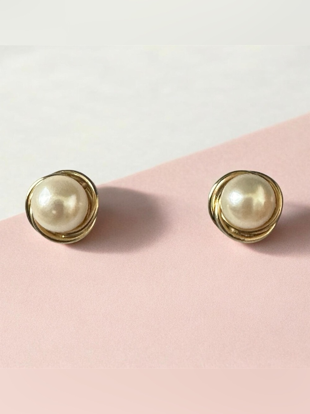 14k Yellow Gold Pearl Earrings
